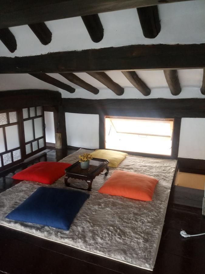 Hundred Years Hanok Мокпо Экстерьер фото